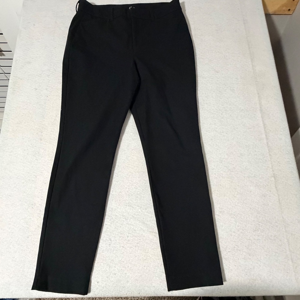 Old Navy Pixie High Rise Secret-Slim Pocket Pants Black Size 8 Slim Leg